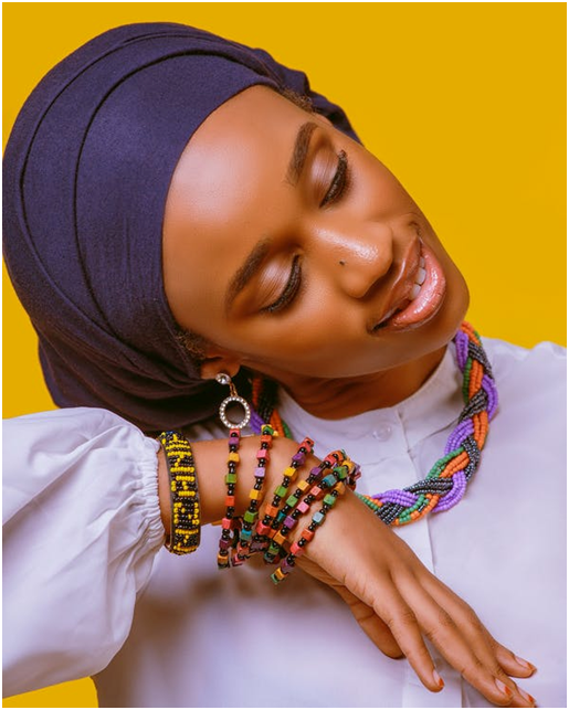 Woman wearing African accessories